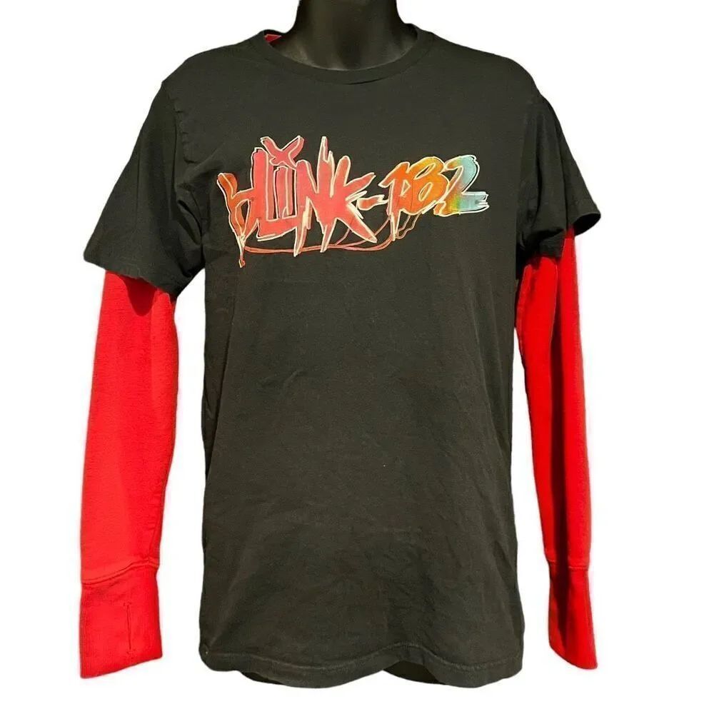 Blink-182 Nine Rainbow Album Logo T-Shirt Men’s Small